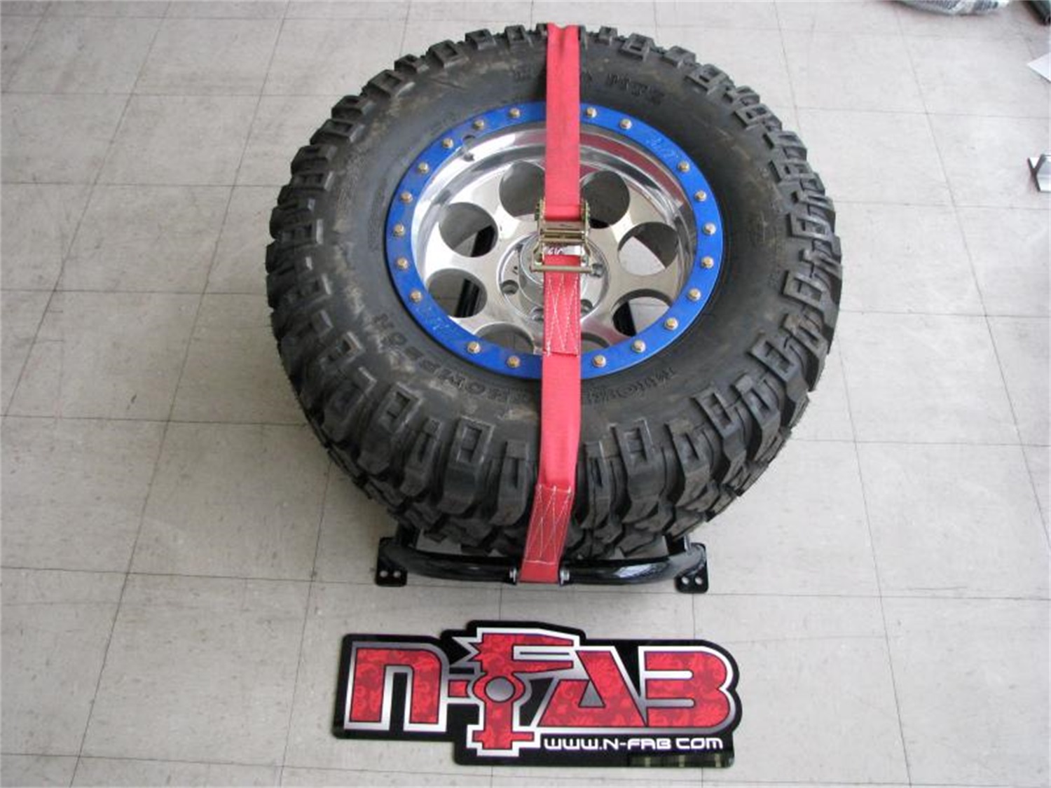 N-Fab N-Fab BM1TCRD Bed Mounted Tire Carrier