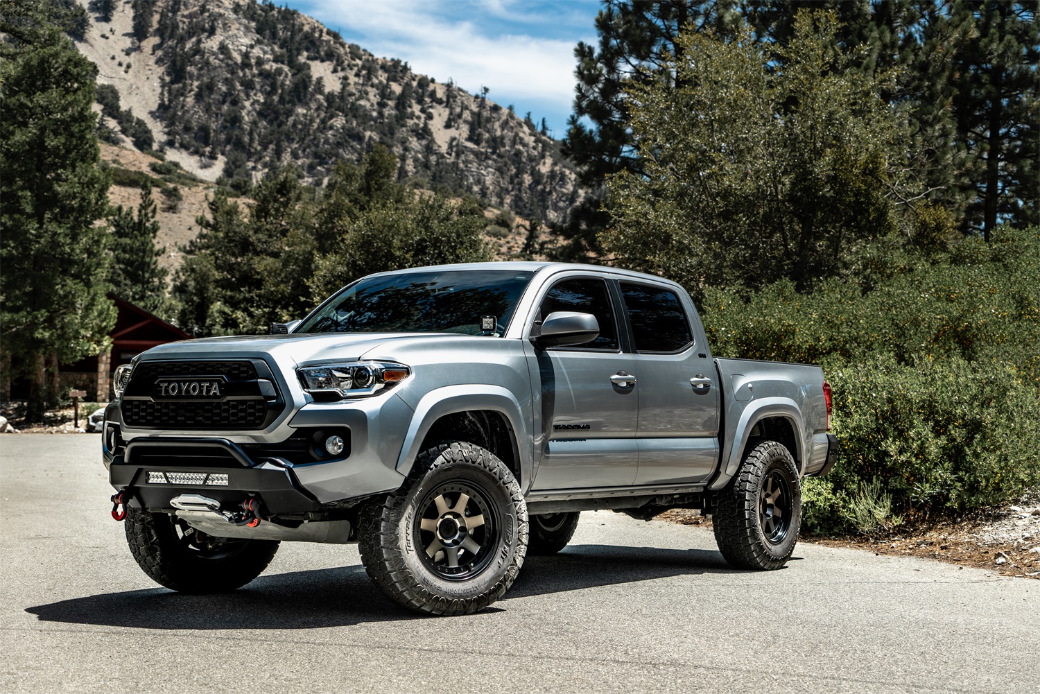 2016-2019 Tacoma Hiline Front Winch 2