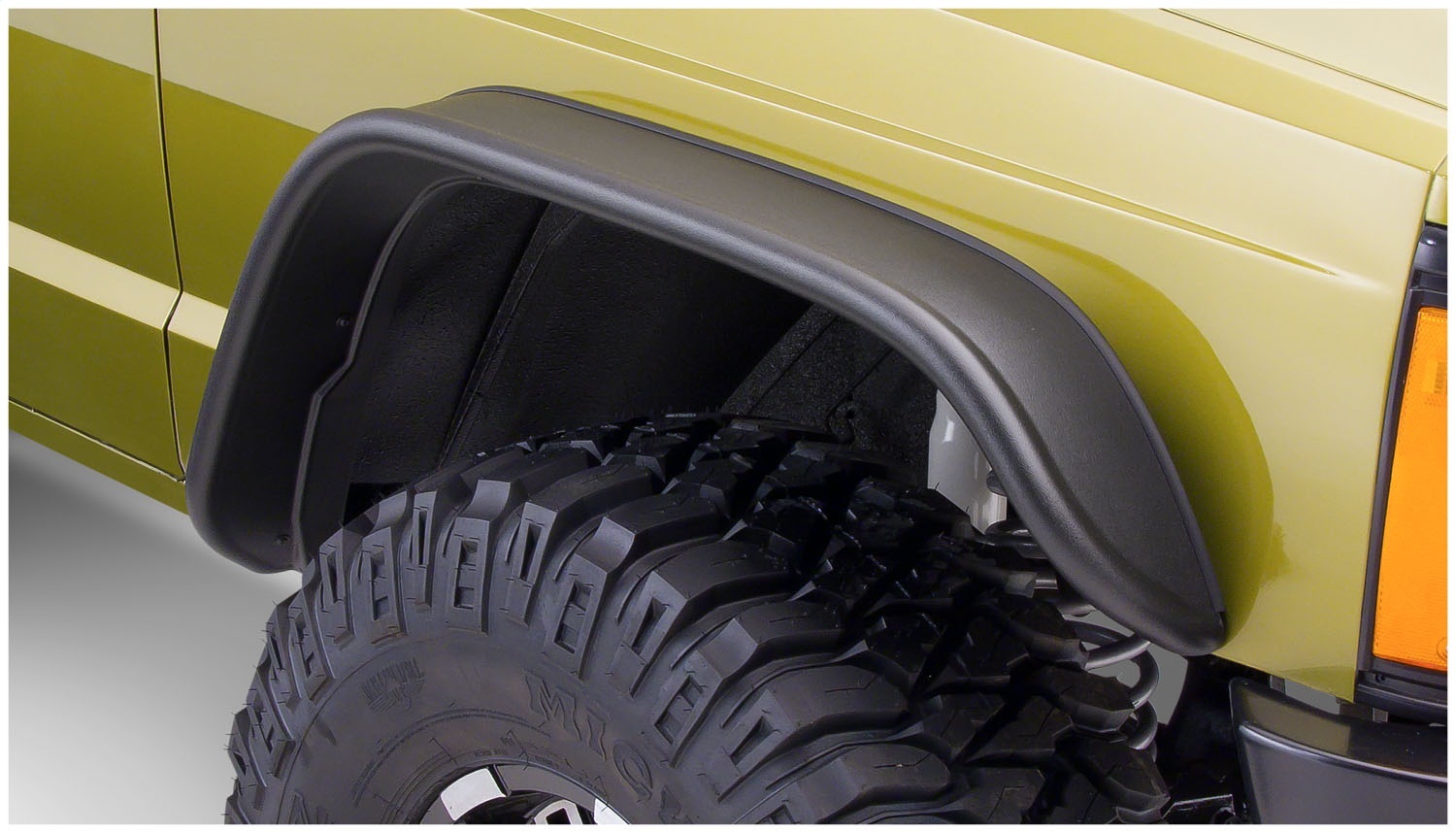 Bushwacker 10922-07 Flat Style 4 PC Fender Flares Fits 84-01