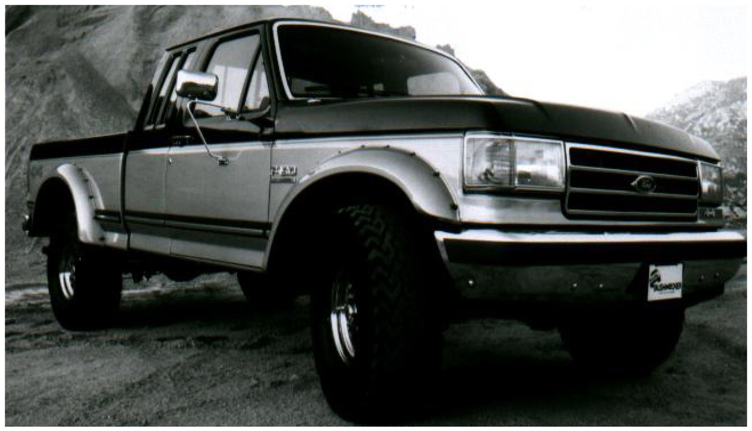 Bushwacker 20018-11 Cut-Out Fender Flares Fits 87-91 Bronco F-150 F-250 8.5 X 11 Cut Into 4