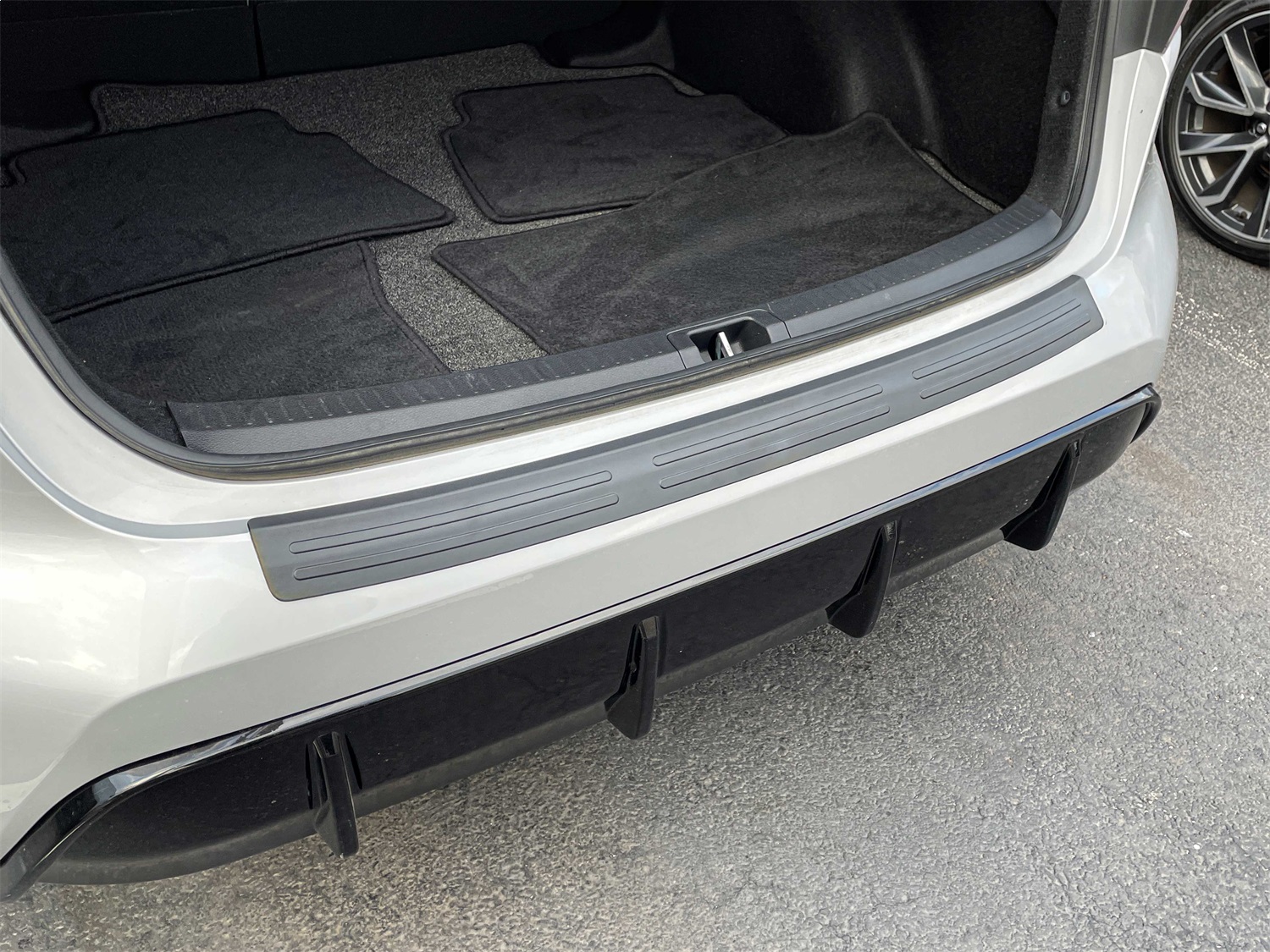 Weathertech - BP0075 - Bumper Top Pad