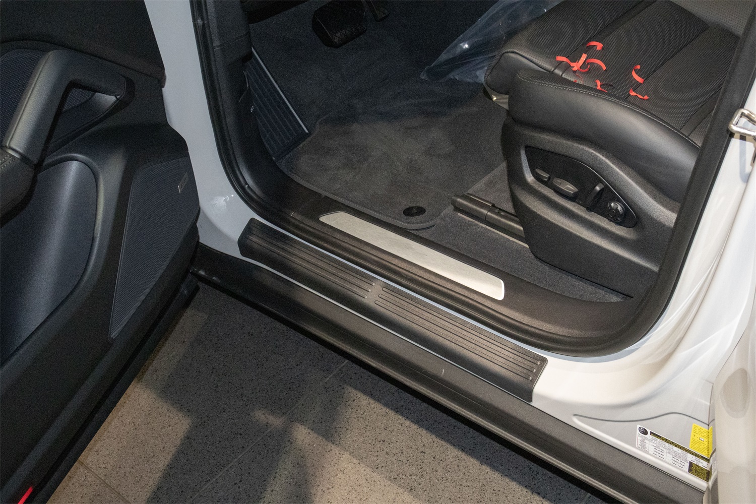 Weathertech - ST057K1
