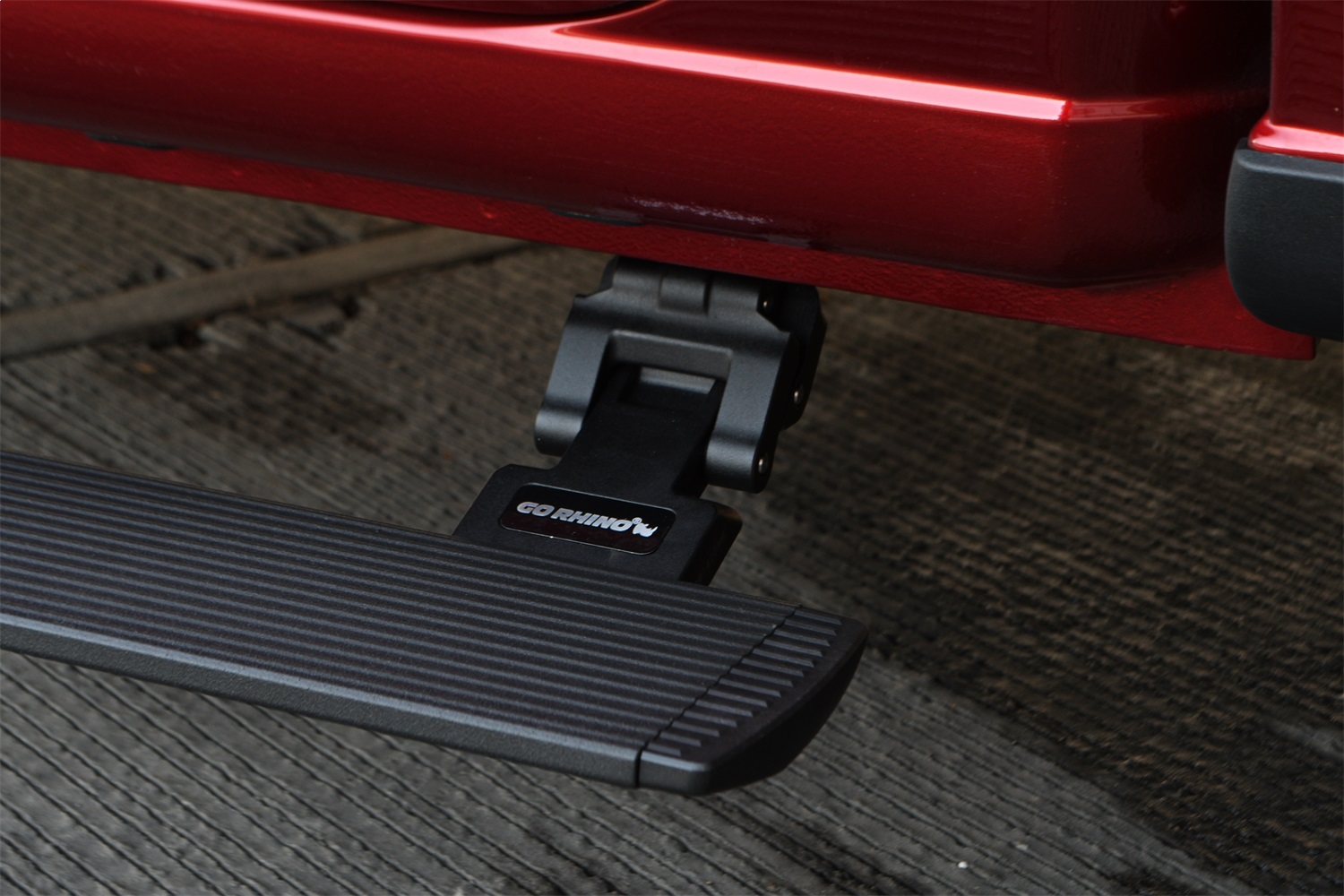 GO Rhino E-board Series Steps Bedl 4