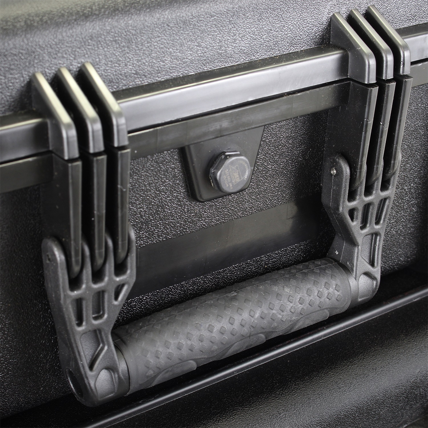Xventure Hard Case-medium 18 8