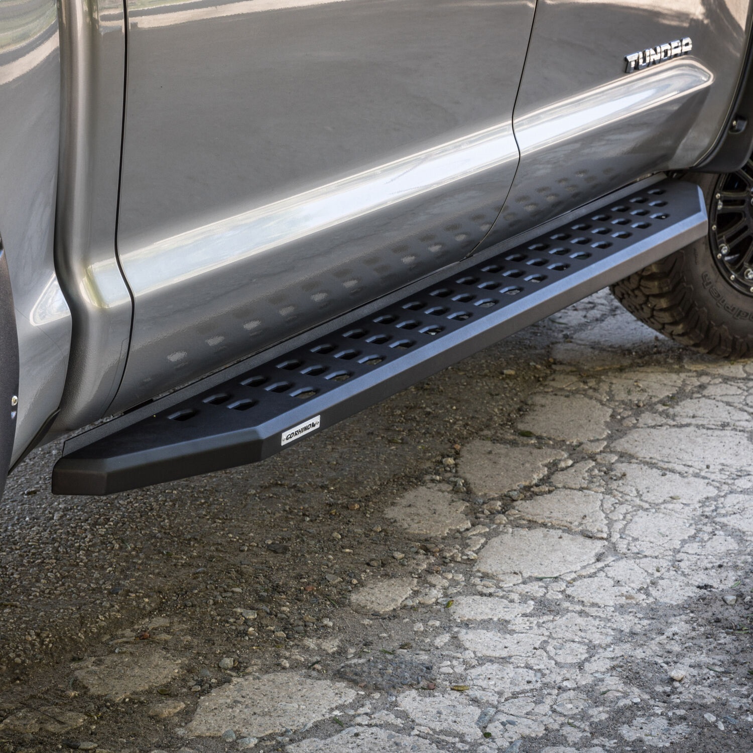 Rb20 Running Boards - Complete Kit: 4