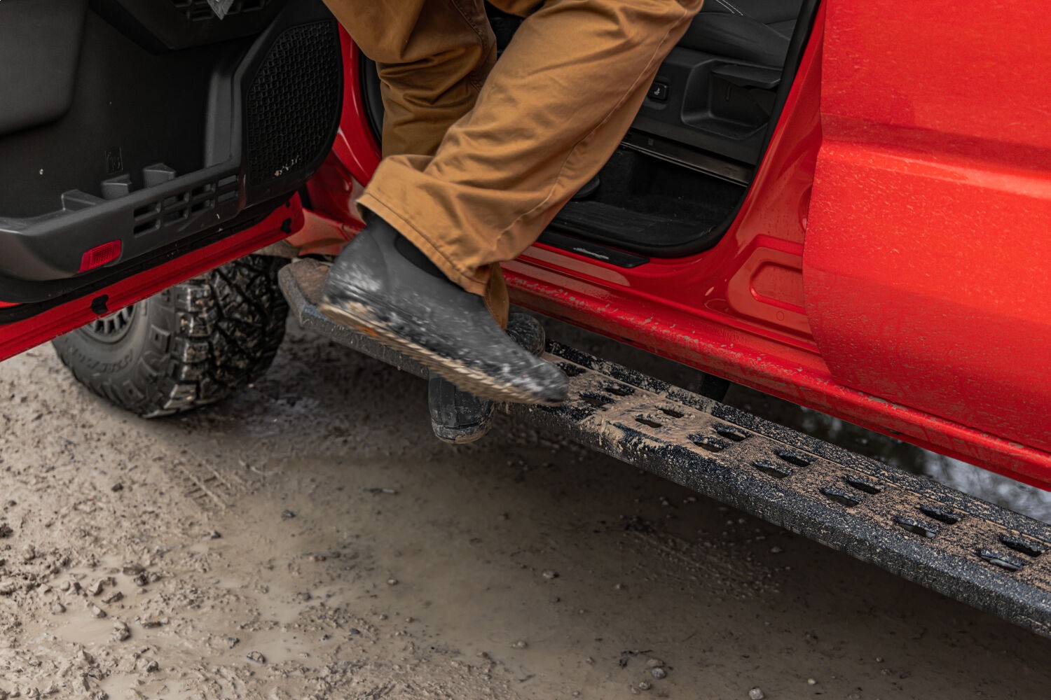 Rb30 Slim Running Boards - Complete 2