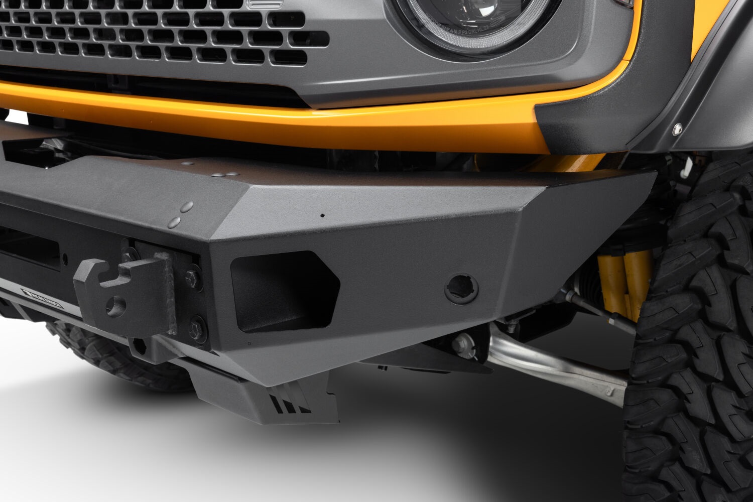 Trailline Front Full Width Bumper - 5