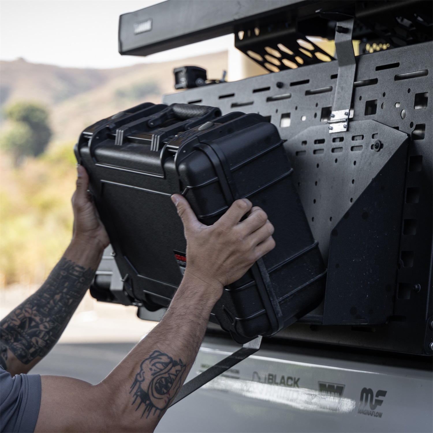 Xventure Gear Hard Case Mount - Lar 3
