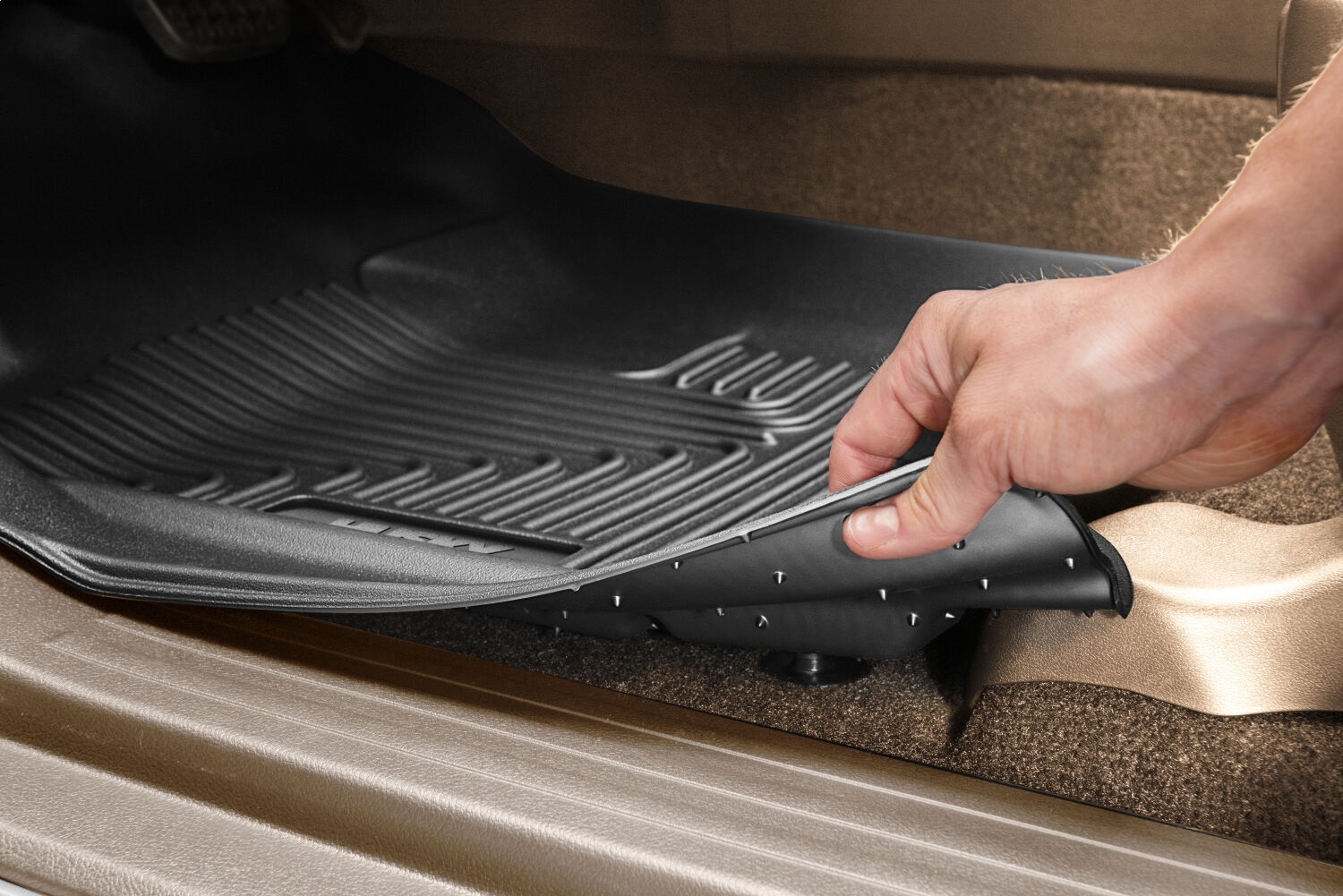 WB 3rd Seat Floor Liner 5