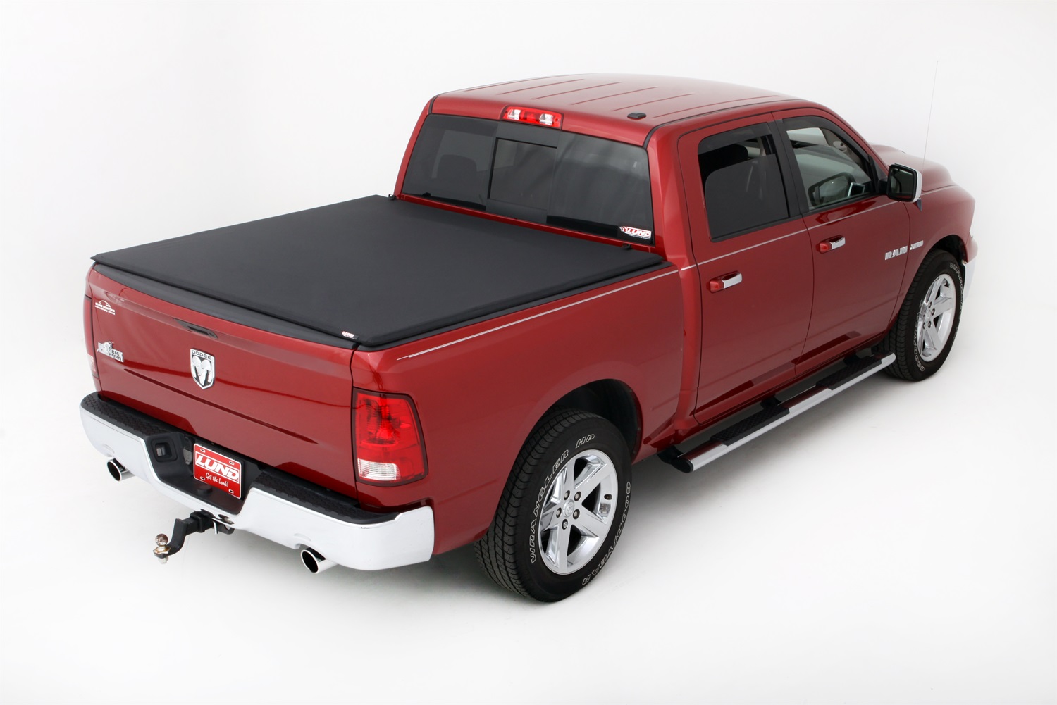 Lund 95865 Genesis Elite Tri-Fold Tonneau Fits 09-22 1500 15