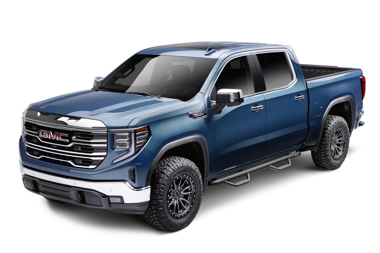 N-FAB Nerf Step RS Bar on GMC Sierra