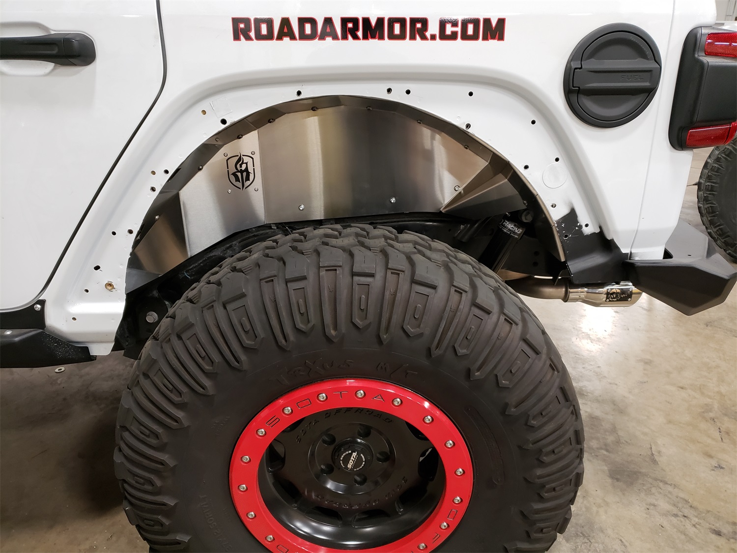 Road Armor Fit 18-20 Jeep Wrangler JL Stealth Rear Fender Liner Body Armor - Raw
