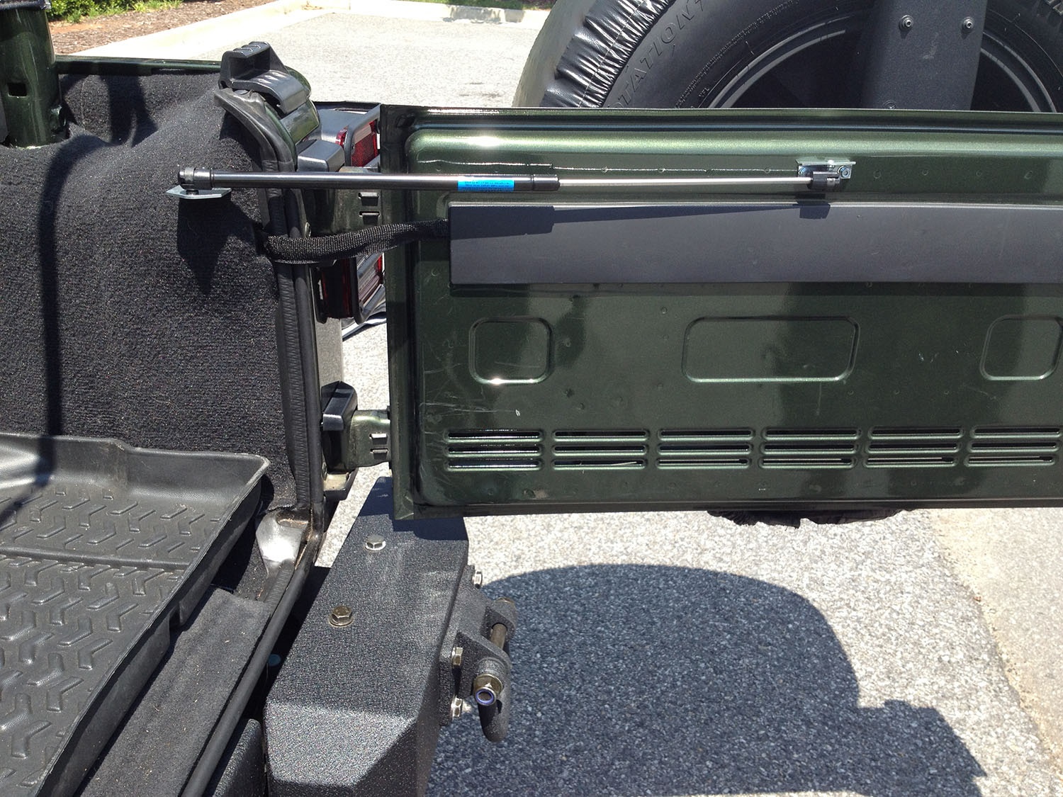 Rugged Ridge Tailgate Assist Kit Fit 07-10 Jeep Wrangler JK